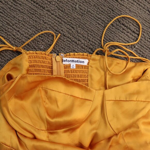 REFORMATION Marguerite Silk Dress - Size 4 in Canteloupe - Picture 11 of 11